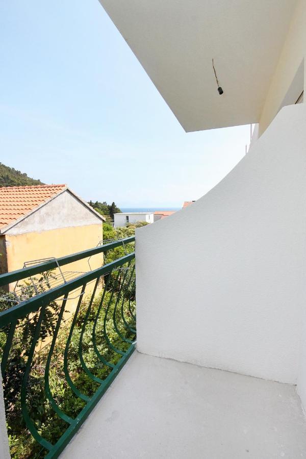 Apartments By The Sea Drvenik Donja Vala, Makarska - 6701 Exterior foto