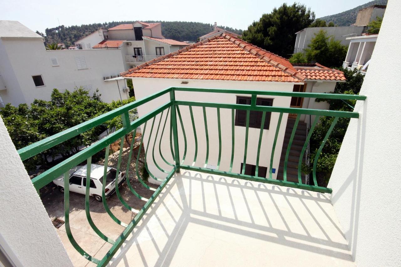 Apartments By The Sea Drvenik Donja Vala, Makarska - 6701 Exterior foto