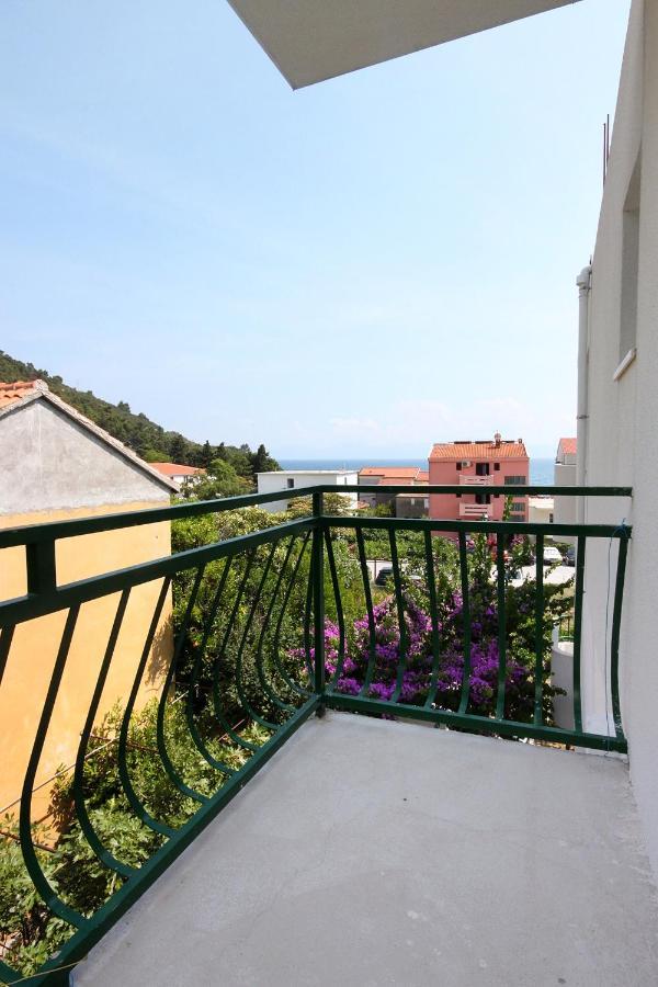 Apartments By The Sea Drvenik Donja Vala, Makarska - 6701 Exterior foto